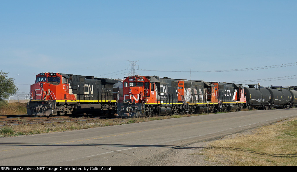 CN 2718